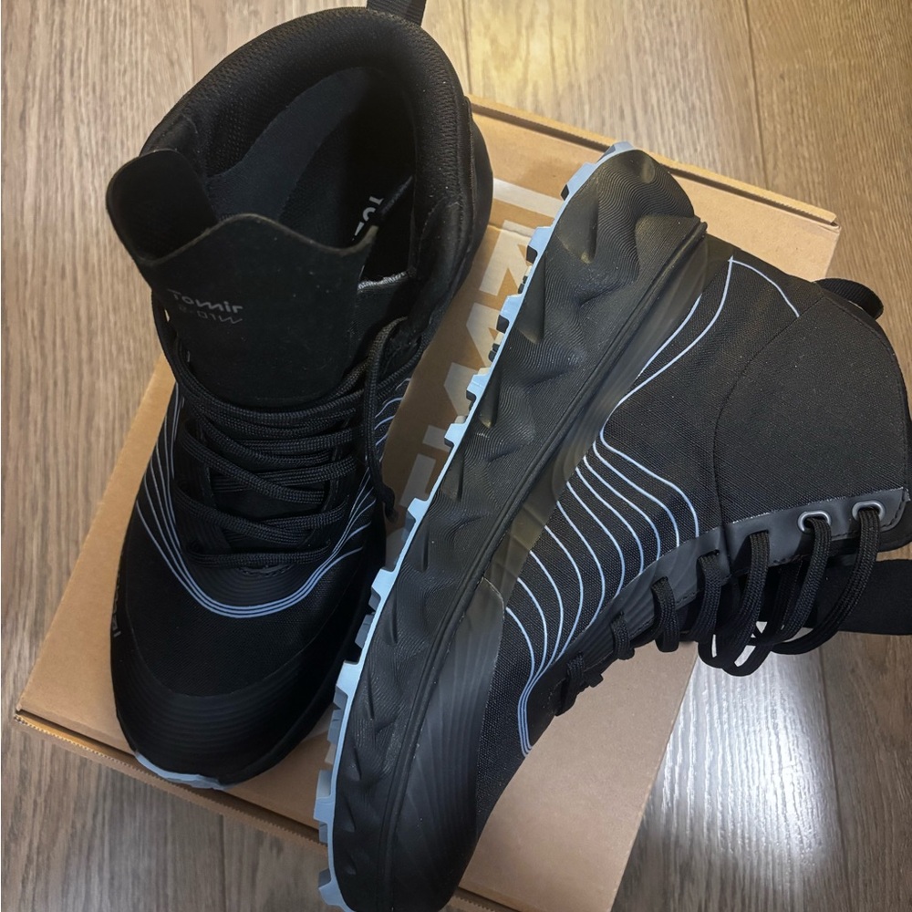 NNormal Tomir Waterproof Hiking Boots - Unisex (Brand New)
